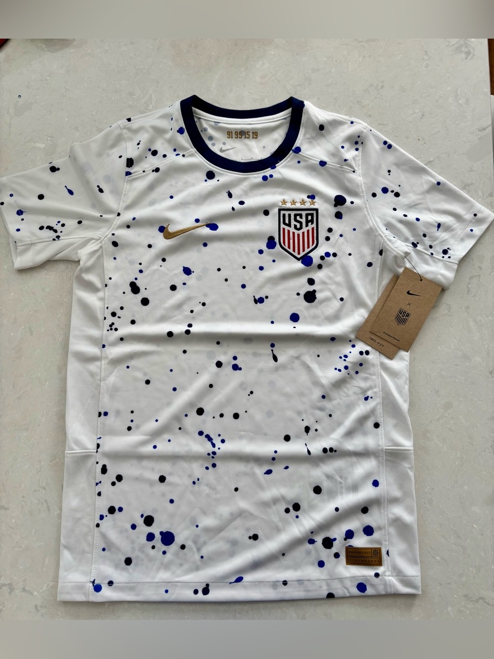 NWT! Authentic Nike US Men’s Soccer Jersey Youth Large